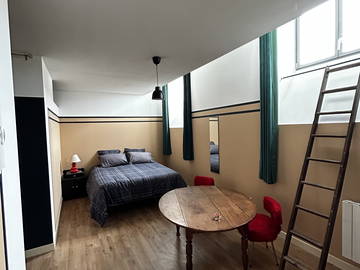 Roomlala | Stanza In Una Leatherhouse Completamente Rinnovata