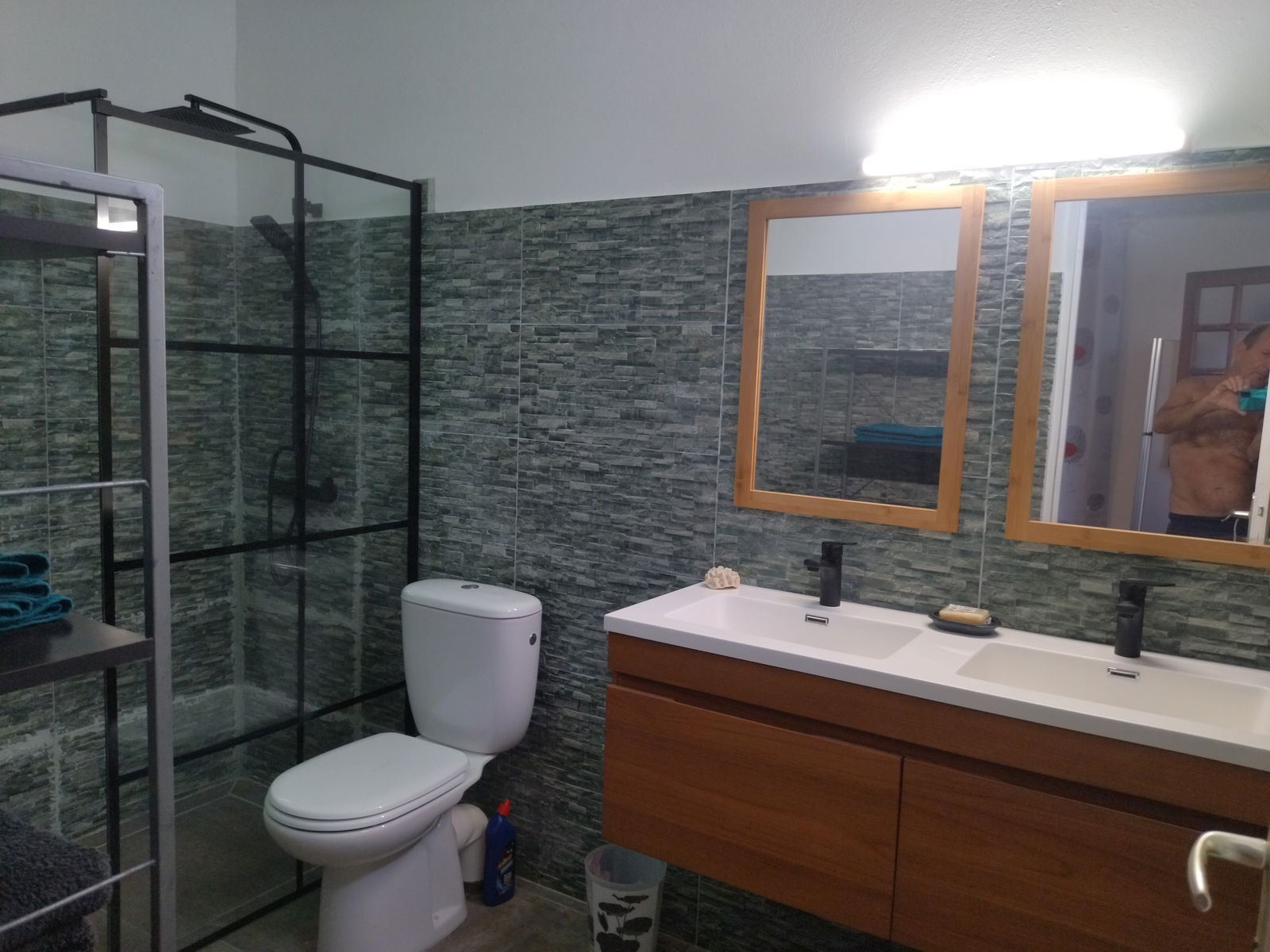 Famiglia Le Robert 95728