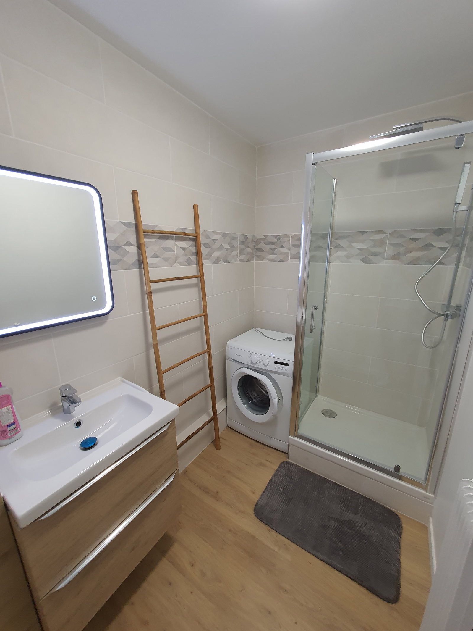 Collocazione Pontoise 259939