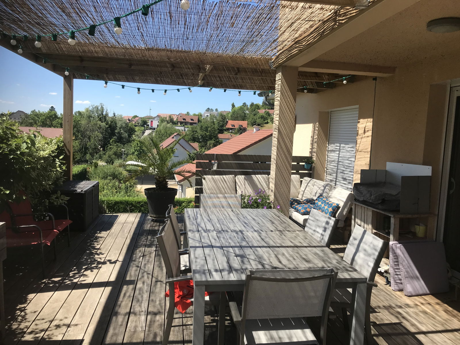 Famiglia Pouilley-les-Vignes 260059