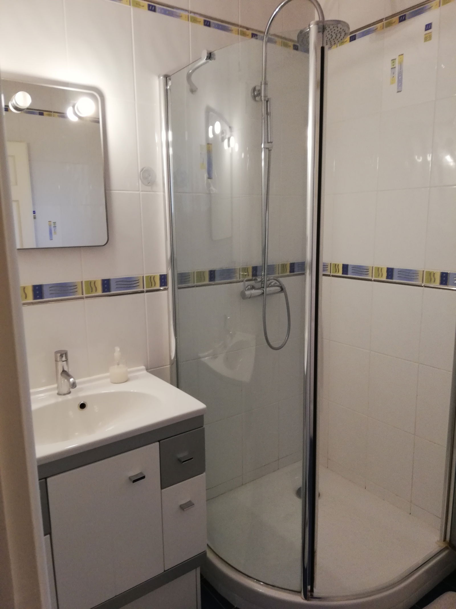 Famiglia Tournefeuille 22733