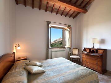 Room For Rent Trevi 190226