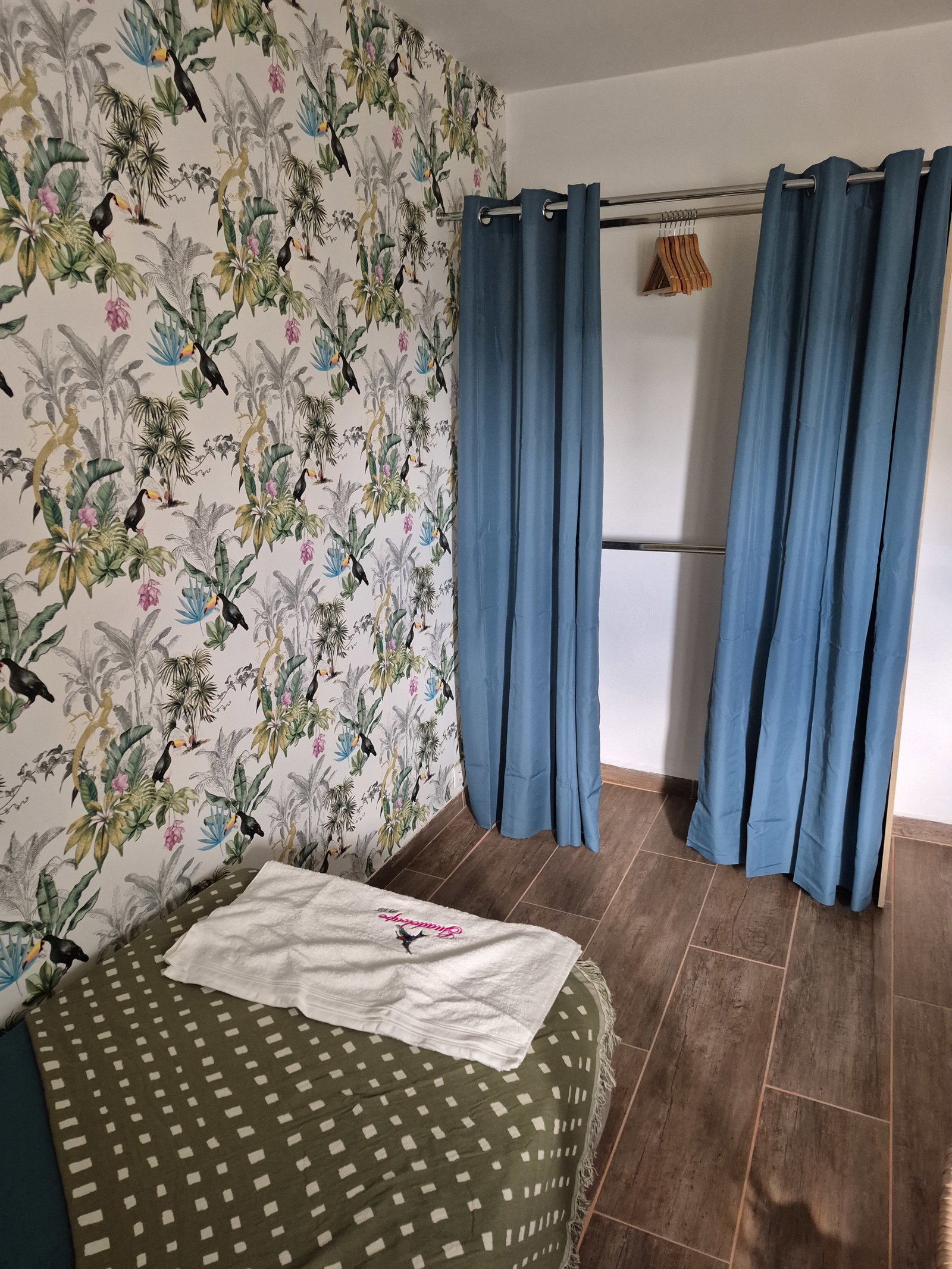 Hela Huset Basse-Terre 657181