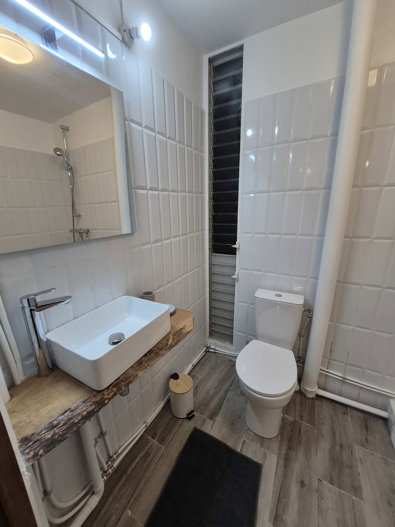 Hela Huset Basse-Terre 657181