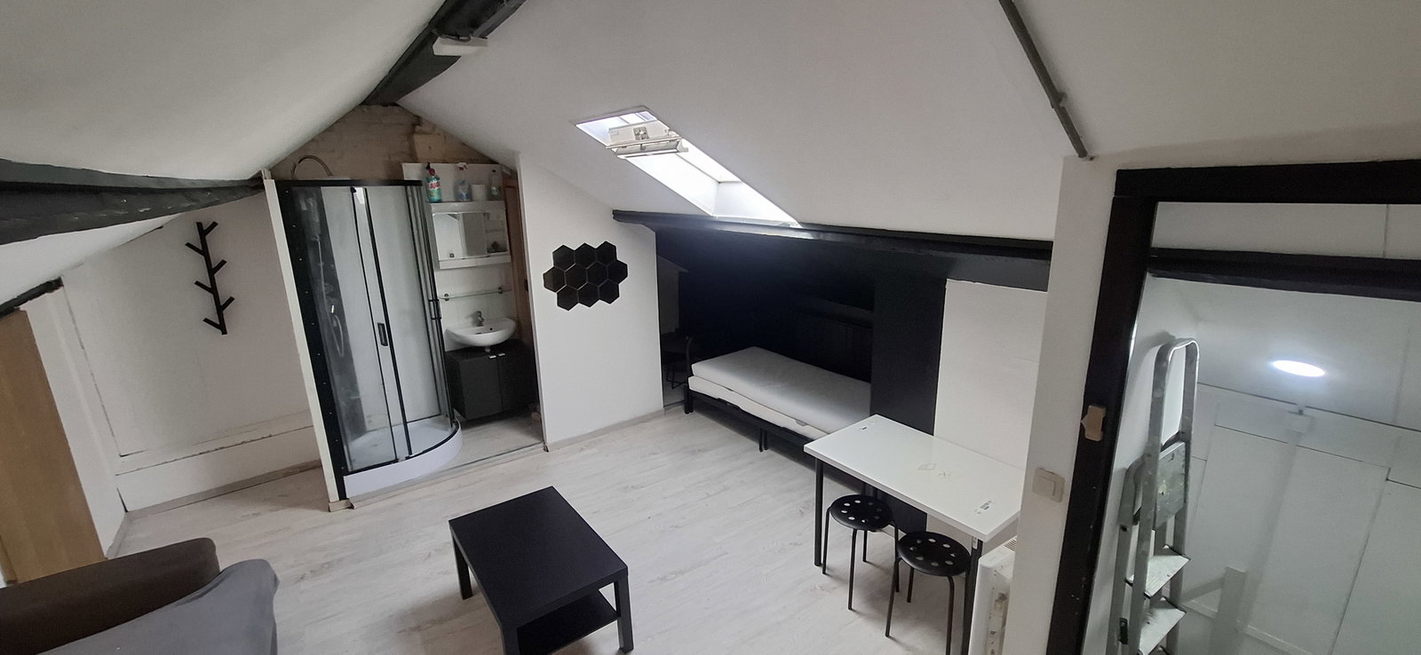 Delat Boende Charleroi 667491