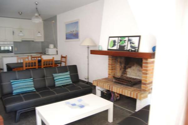 Ganz Haus Montroig 102310