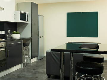 Colocation Bangor 148403-4