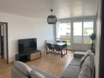 Roomlala | Studentischer Mitbewohner - In Der Nähe Von UTC Escom