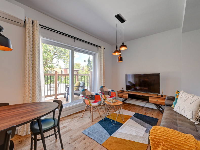 Colocación Montreal 569599-3