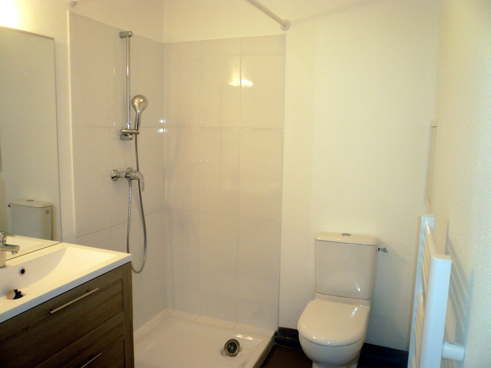 Oberoende Studio Massy 244857