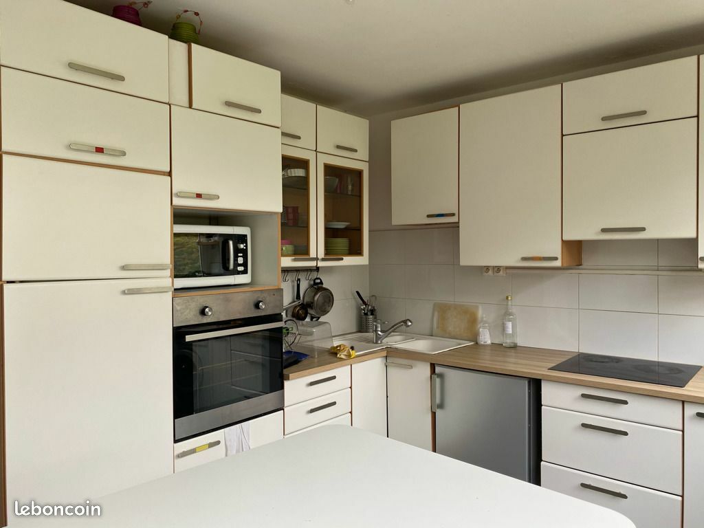 Colocatie Cergy 245224