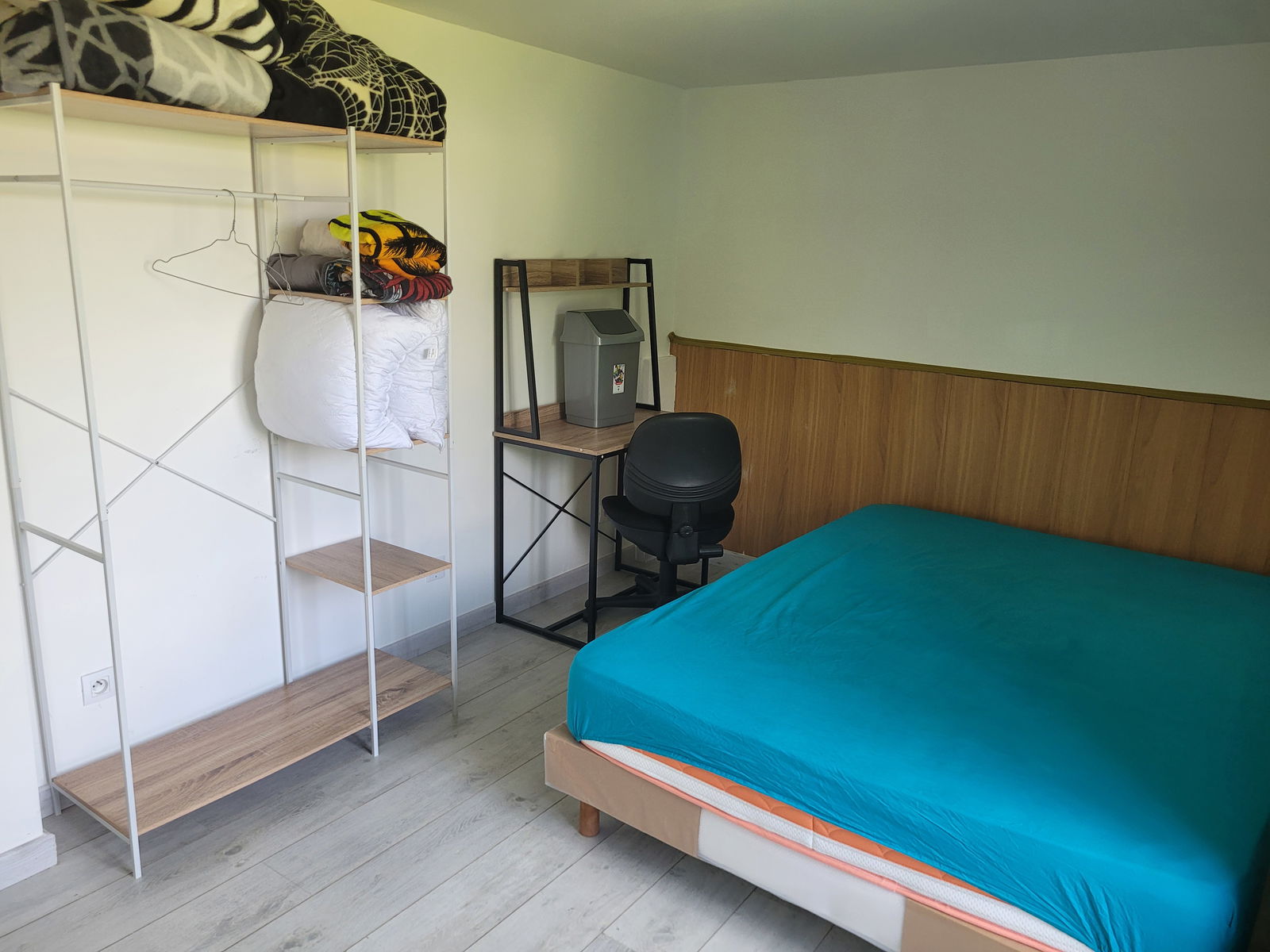 Kolokation Bruz 523798
