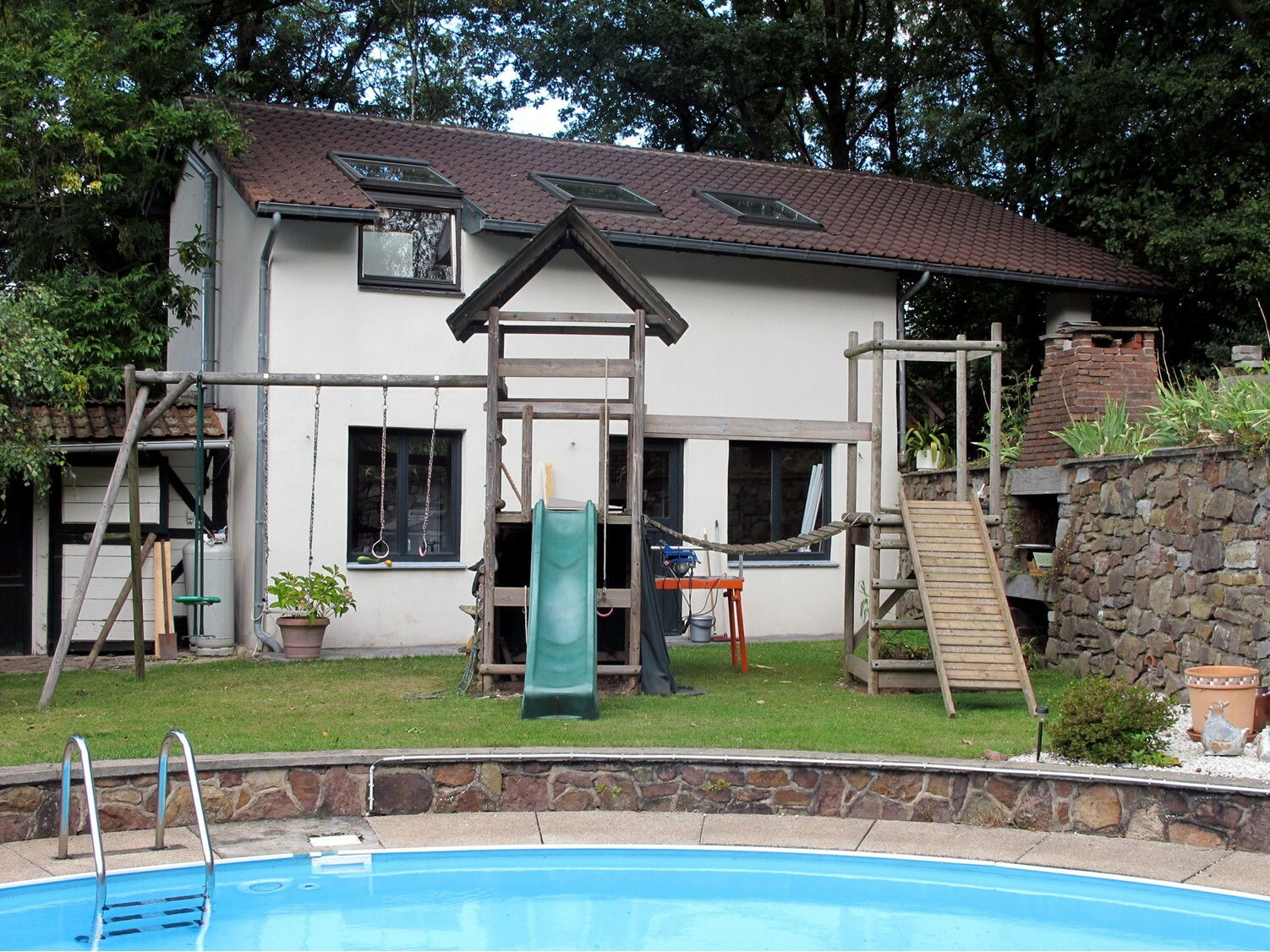 Kolokation Esneux 85817