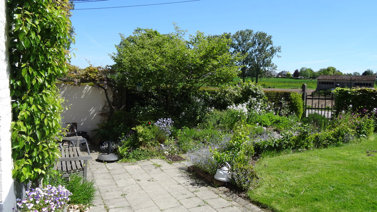 Oberoende Studio Sint-Pieters-Leeuw 240783