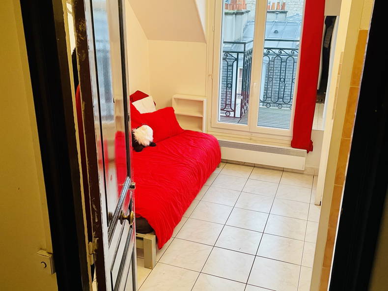 Entire Home Paris 254729-5