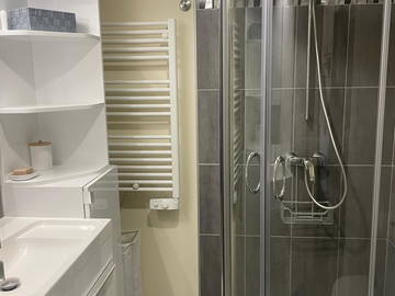 Logement entier à louer à Saint-Amand-Montrond - photo 2-2