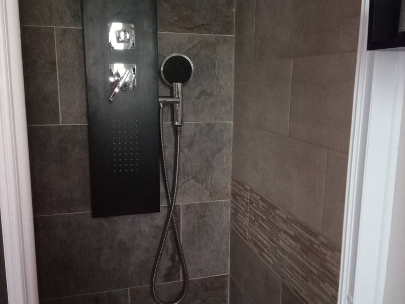 Homestay Bias 265174-5