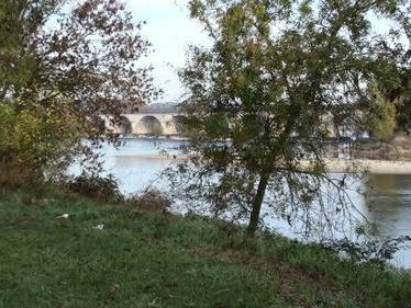 Habitaciones De Huéspedes Tours 58417-1