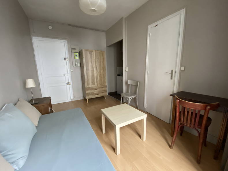 Entire Home Paris 496237-2