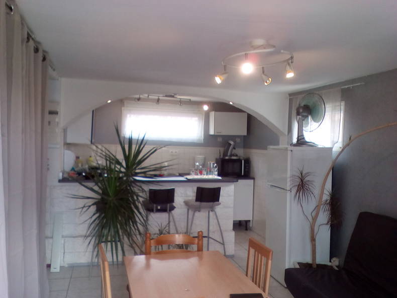 Entire Home Ternay 195523-1