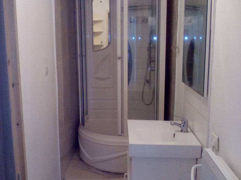 Entire Home Ternay 195523-4