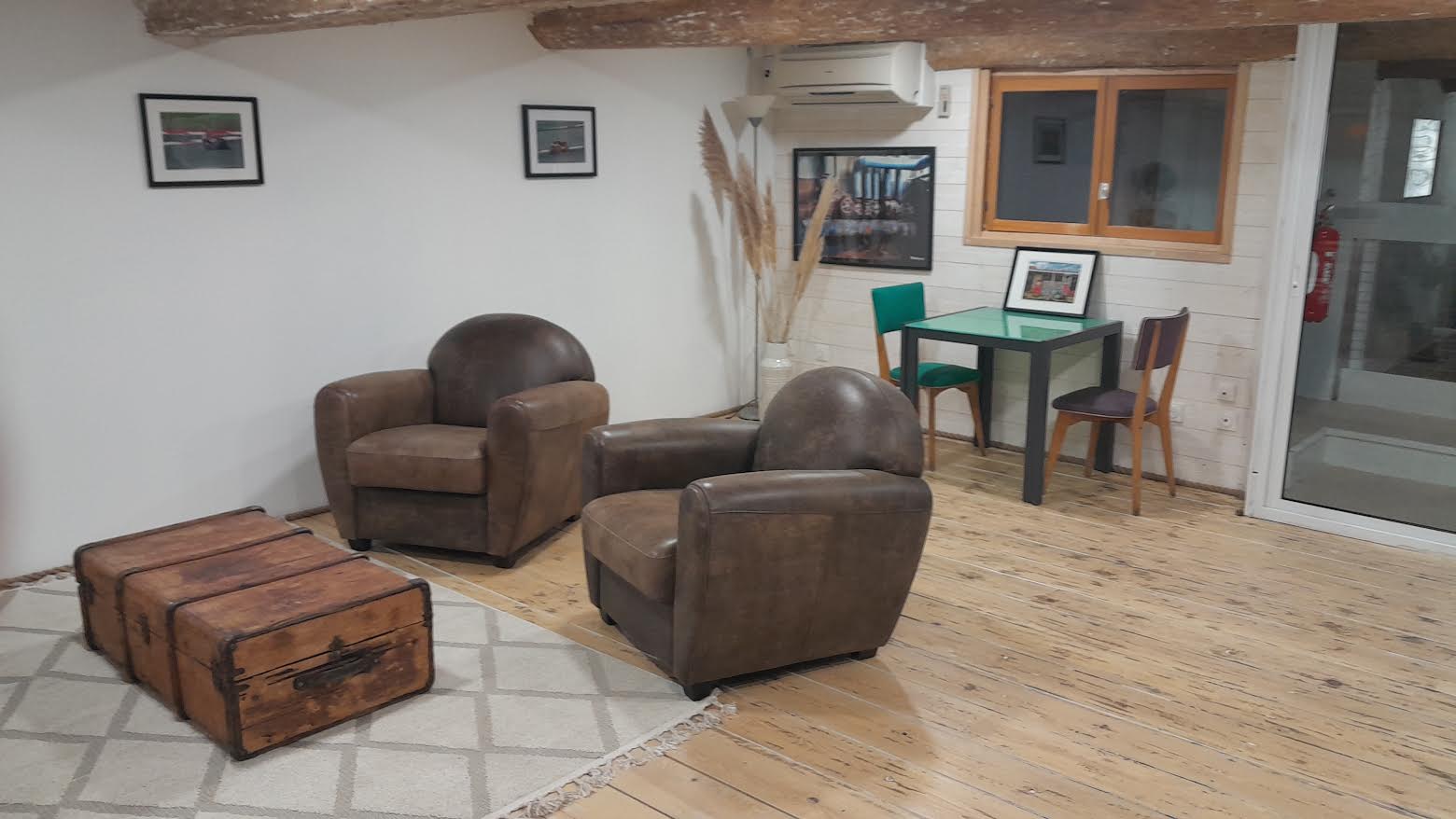 Entire Home Homps 660286