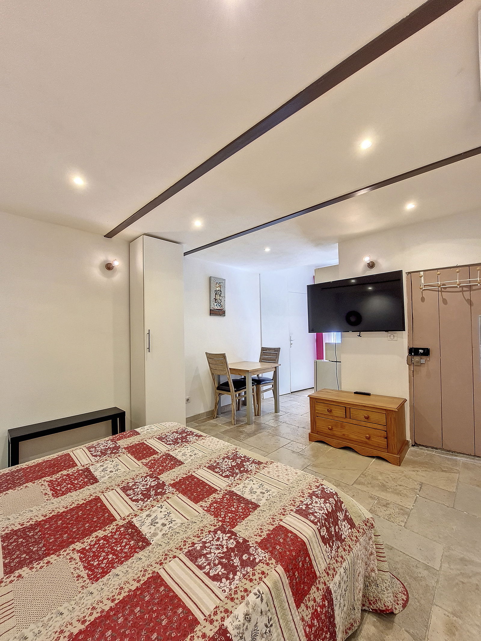 Independent Studio L'Isle-sur-la-Sorgue 265985