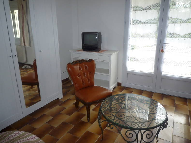 Entire Home Le Castellet 82397-3