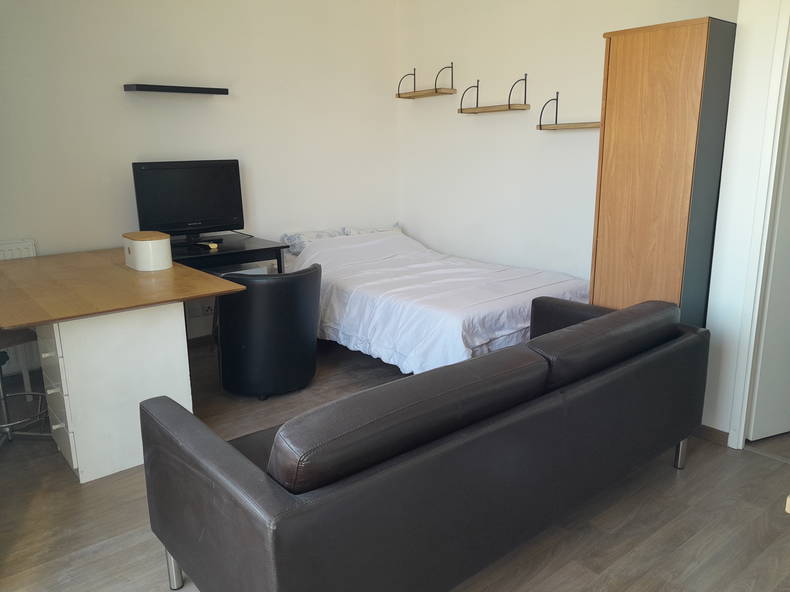 Entire Home Le Blanc-Mesnil 237264-1