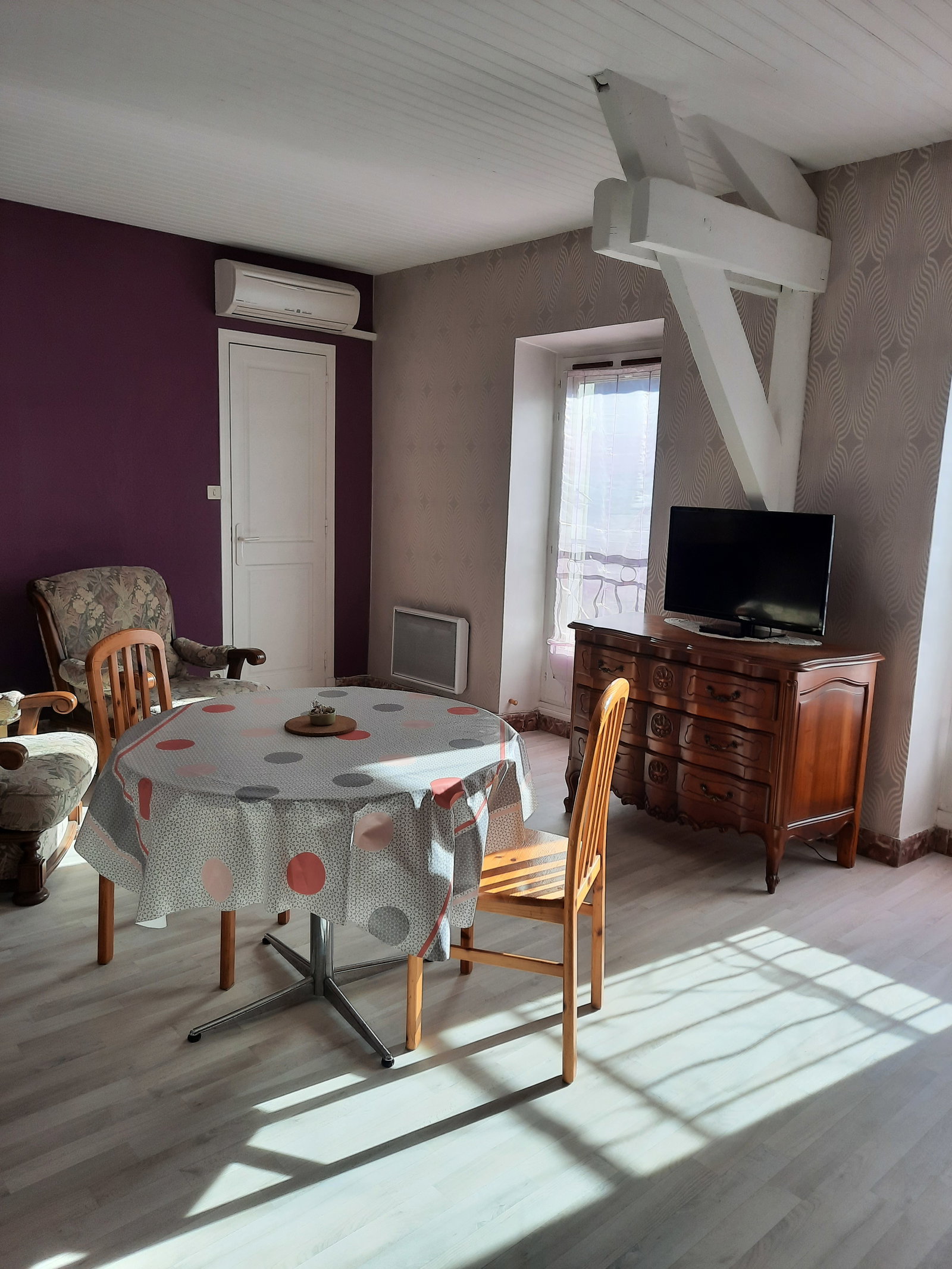 Hele Woning Donzère 668723