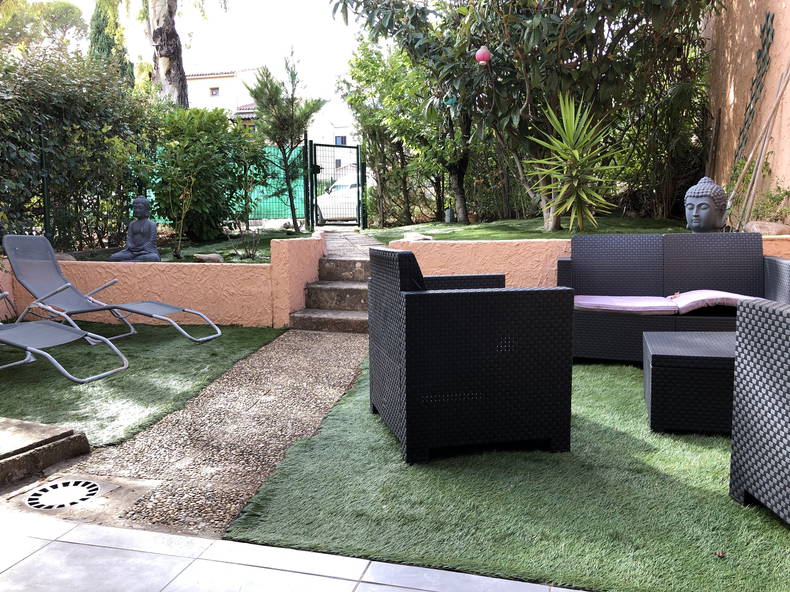 Entire Home Saint-Cyr-sur-Mer 68147-3