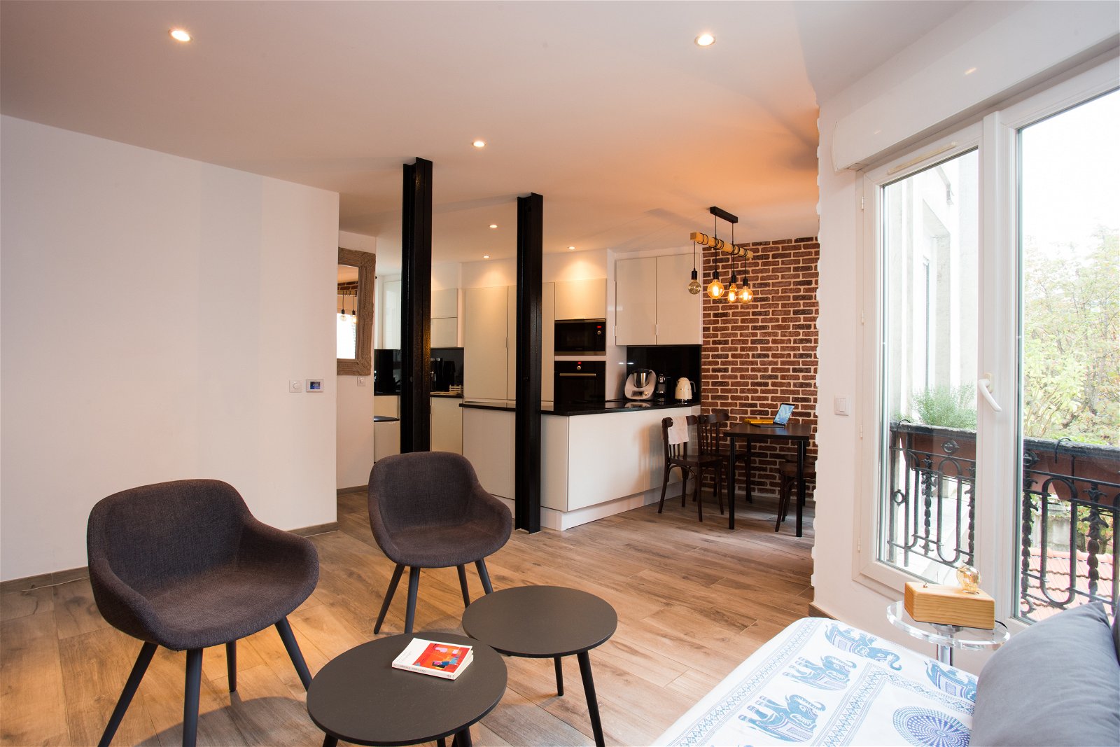 Oberoende Studio Paris 251754