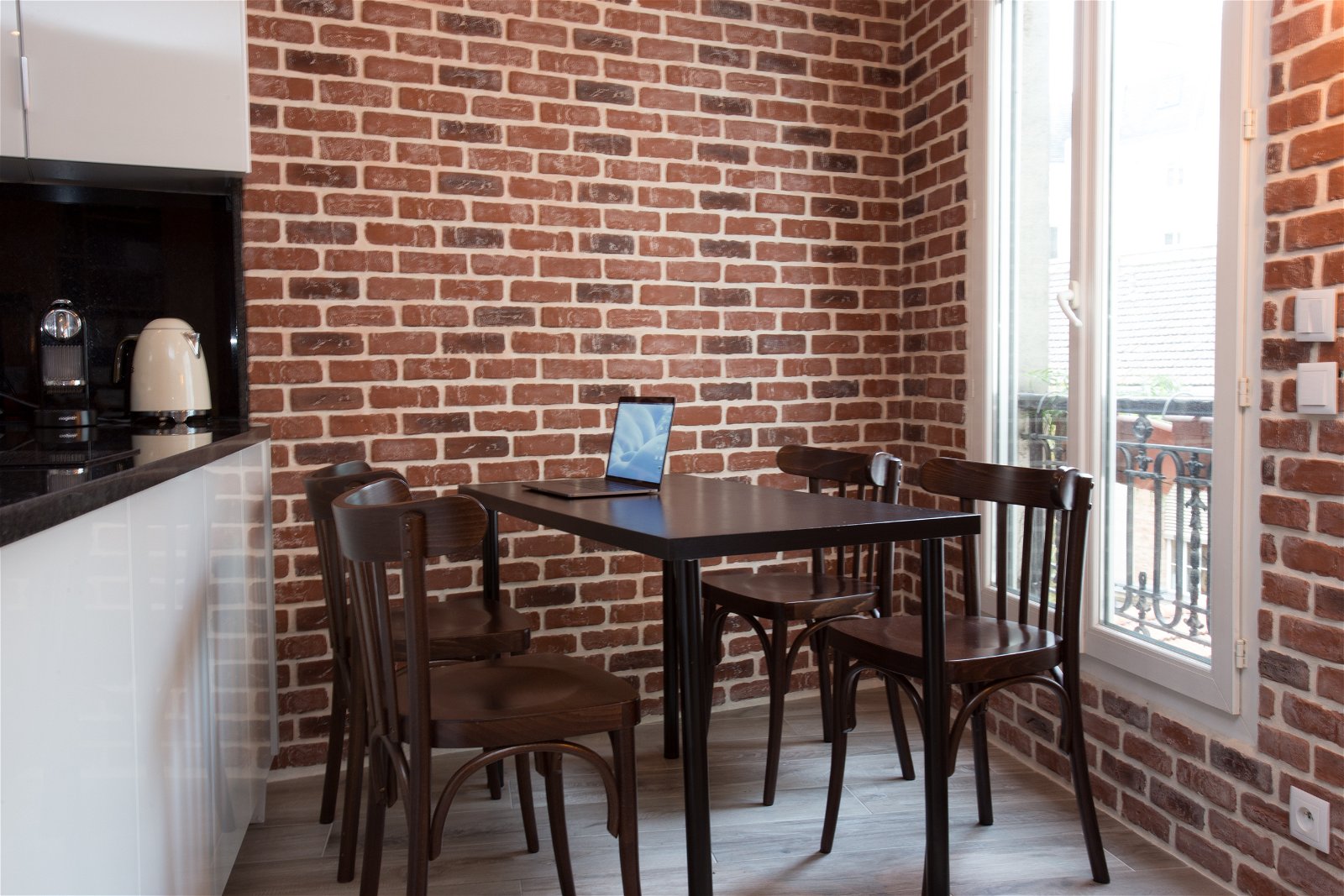 Oberoende Studio Paris 251754