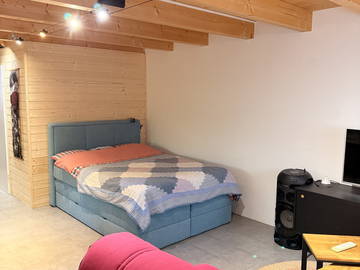 Entire home for rent in Saint-Maurice - photo 5 : Bedroom-5
