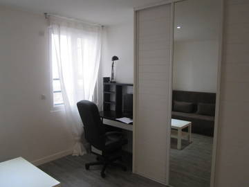 Room For Rent Asnières-Sur-Seine 15626