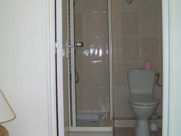 Entire Home Avignon 45668-4