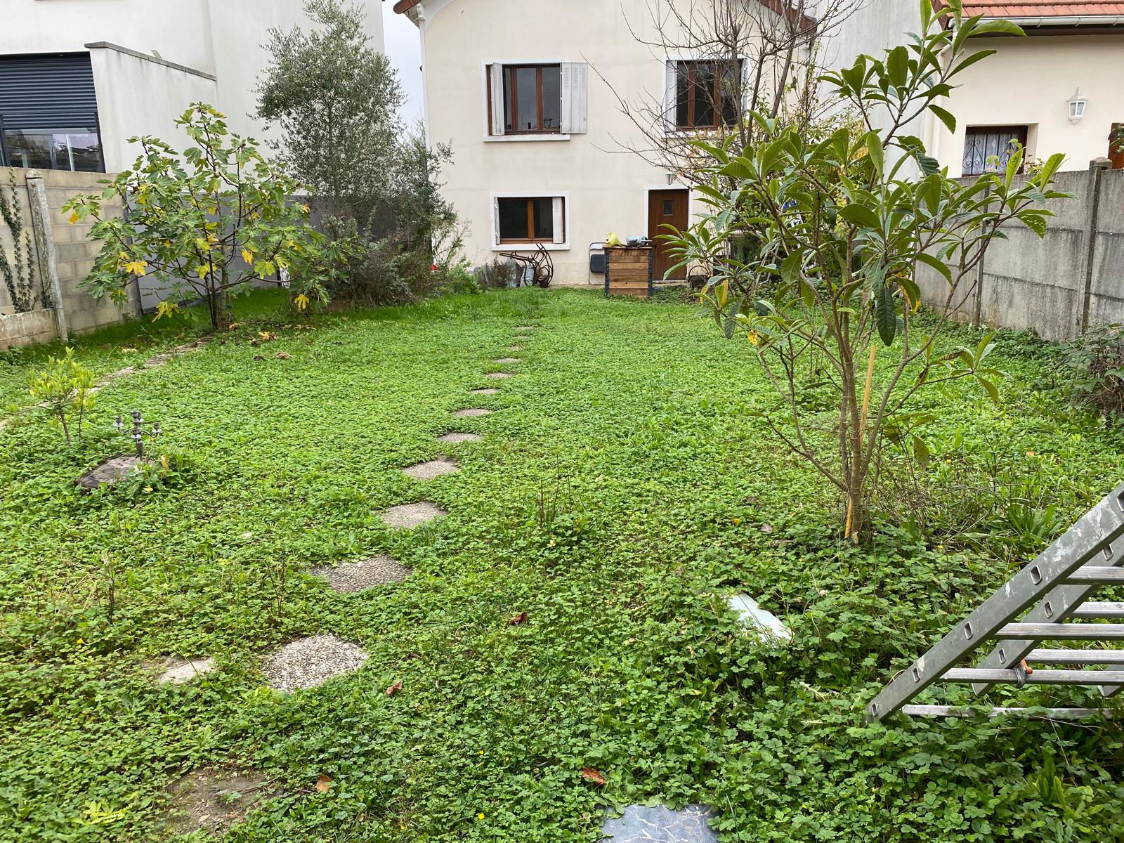 Onofhängeg Studio Chennevières-sur-Marne 431136