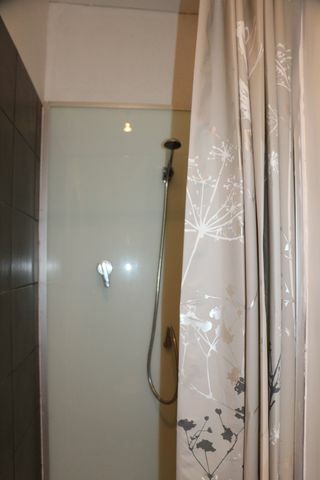 Homestay Fuveau 1221
