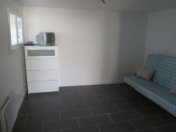 Roomlala | Studio att hyra i Cenon, mycket nära Bdx 