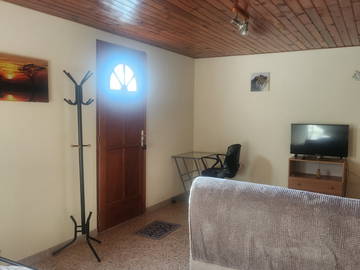 Logement entier à louer à Saint-Martin-De-Valgalgues - photo 9 : chambre-9