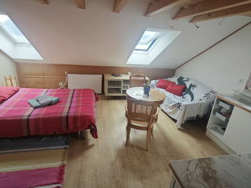 Logement entier à louer à Bourg-En-Lavaux - photo 1 : chambre-1