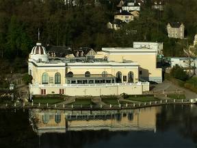 Estudio con vista al lago