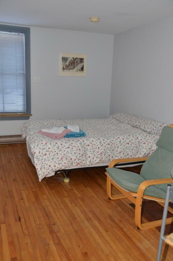 Oberoende Studio Danville 93125