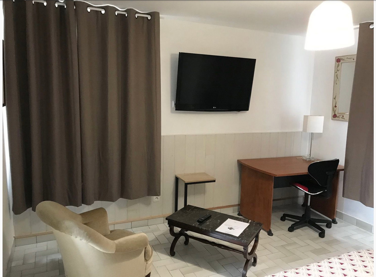Entire Home Lamagistère 675030