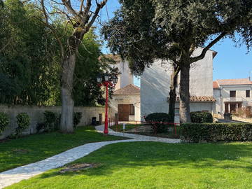 Entire home for rent in Lamagistère - photo 2 : Other room-2
