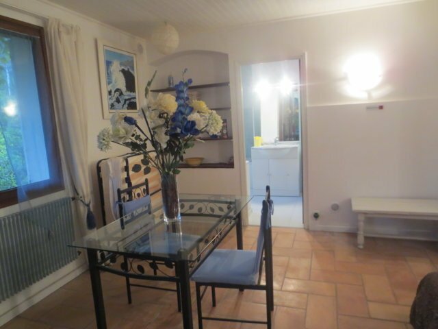 Unabhängiges Studio Biot 134939