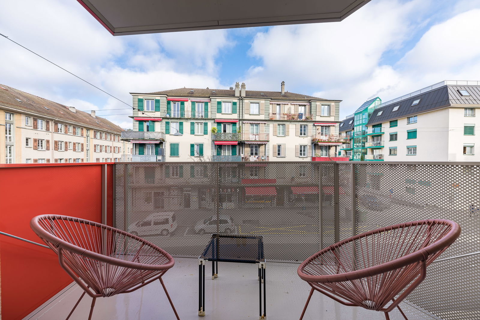 Hela Huset Lausanne 598969