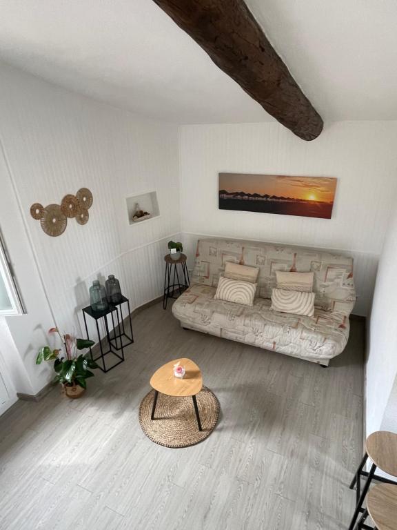 Uafhængigt Studie Saint-Laurent-du-Var 405315