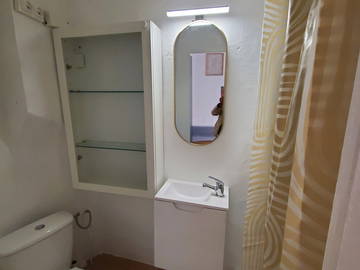Logement entier à louer à Grasse - salle de bain-5