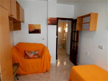 Private Room Málaga 263215-2